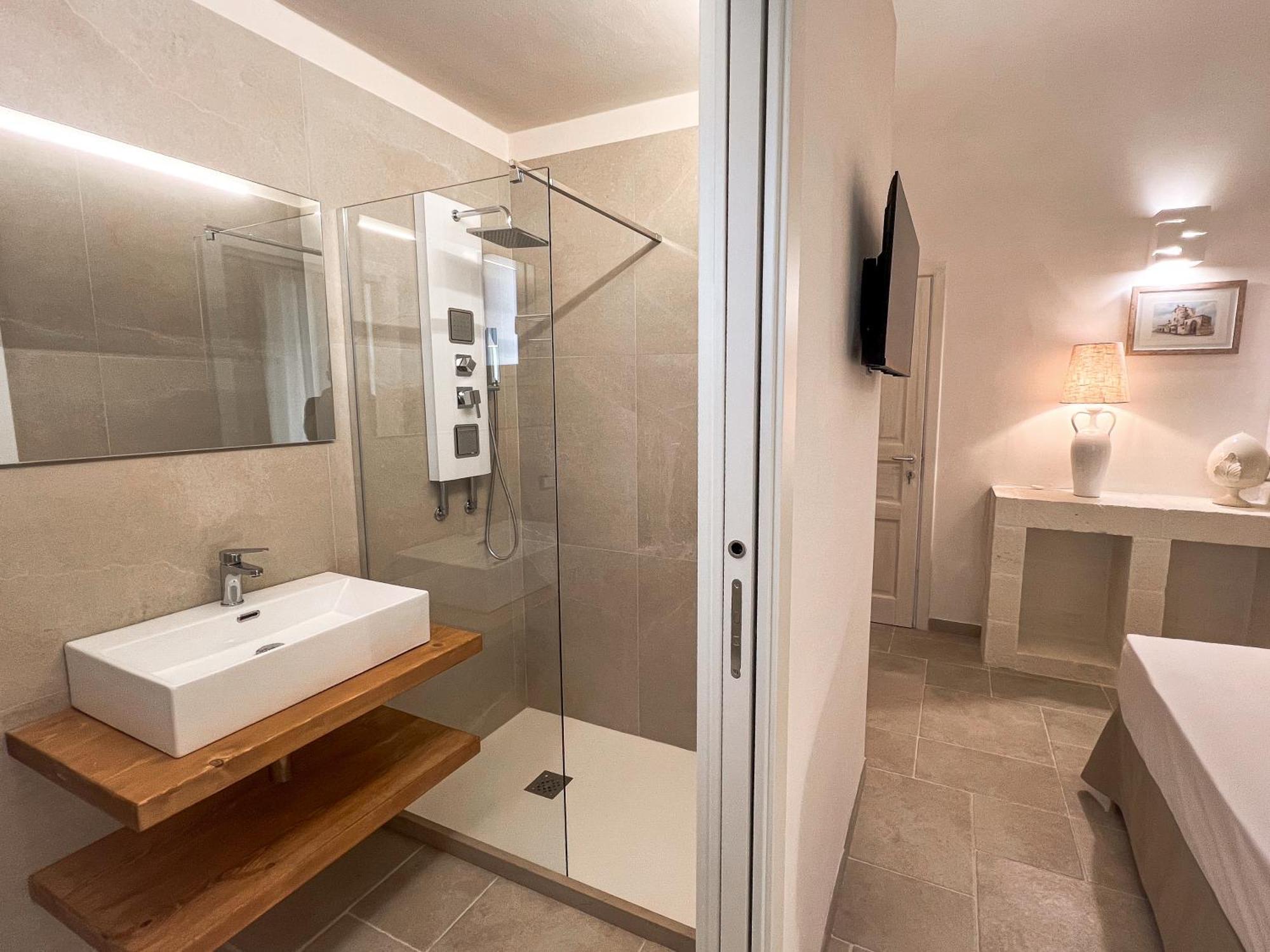 Lizzanello San Lorenzo Camere&Suites المظهر الخارجي الصورة